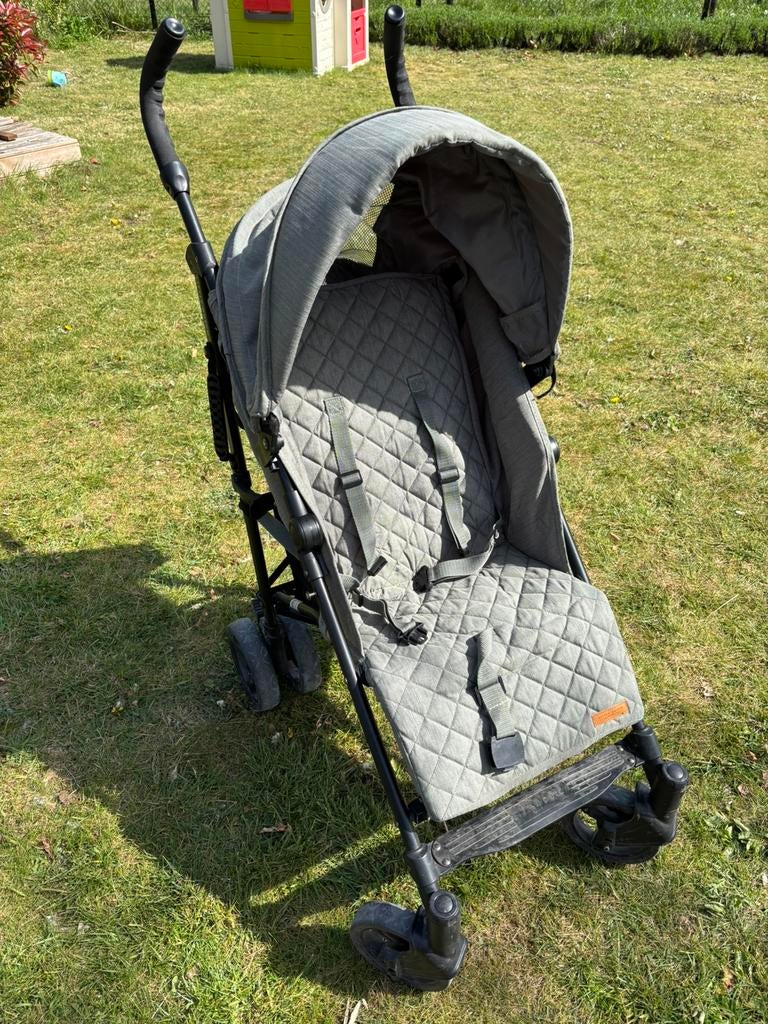 Little dutch buggy, Enfants & Bébés, Buggys, Utilisé, Autres marques, Protection de pluie, Dossier réglable, Ombrelle, Enlèvement