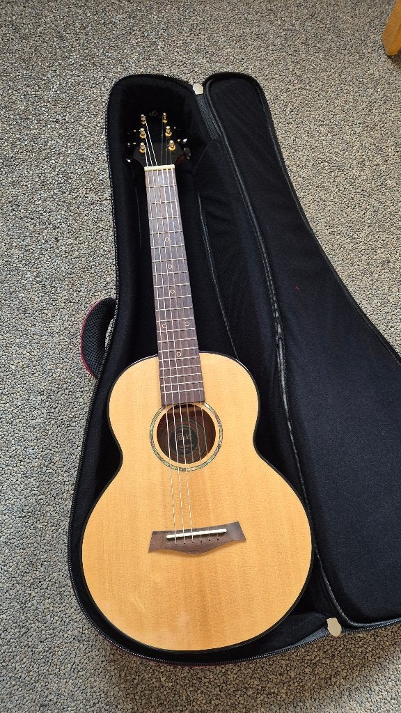 Flight GUT850 Guitarlele (Ukulele - gitaar), Muziek en Instrumenten, Ophalen, Zo goed als nieuw, Overige typen