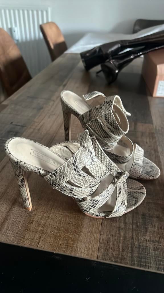 Slangenleer sandalen, Ophalen, Zo goed als nieuw