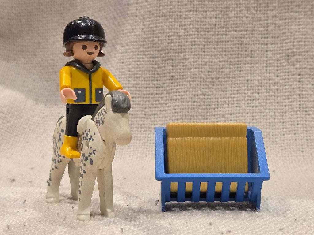 Playmobil Pony met ruif (3119), Ophalen of Verzenden, Gebruikt