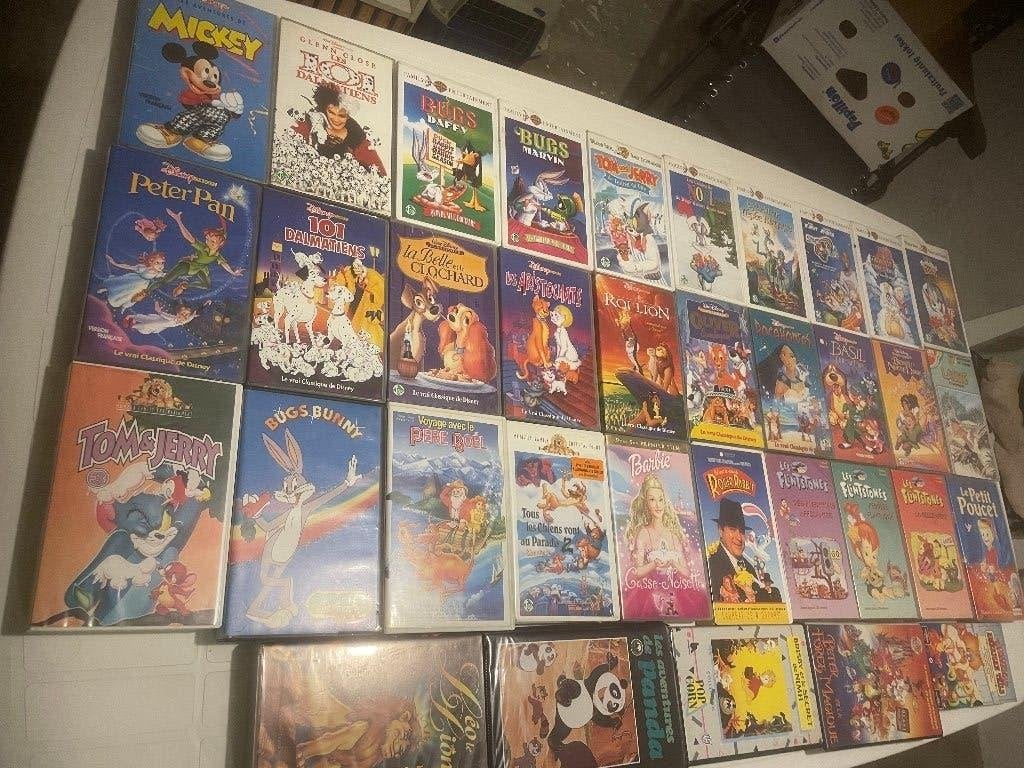 36   VHS  DISNEY  ET  WARNER BROS, Enlèvement, Utilisé, VHS