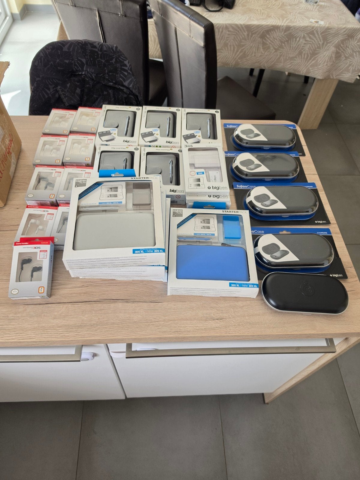 Lot revendeur nintendo ds et psvita, Enlèvement