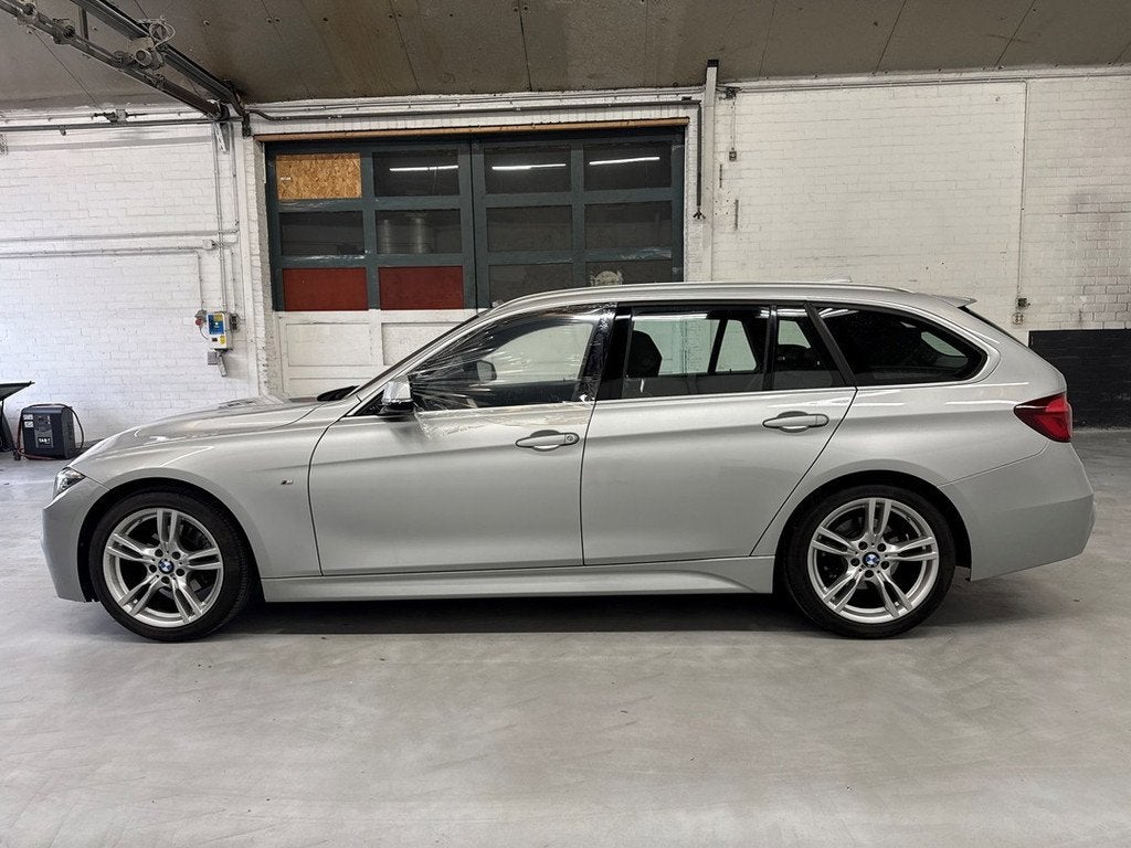 BMW 3-serie Touring 318i M Pakket | M Sport| Trekhaak | Dief, Auto's, Achterwielaandrijving, Euro 6, 136 pk, 1465 kg