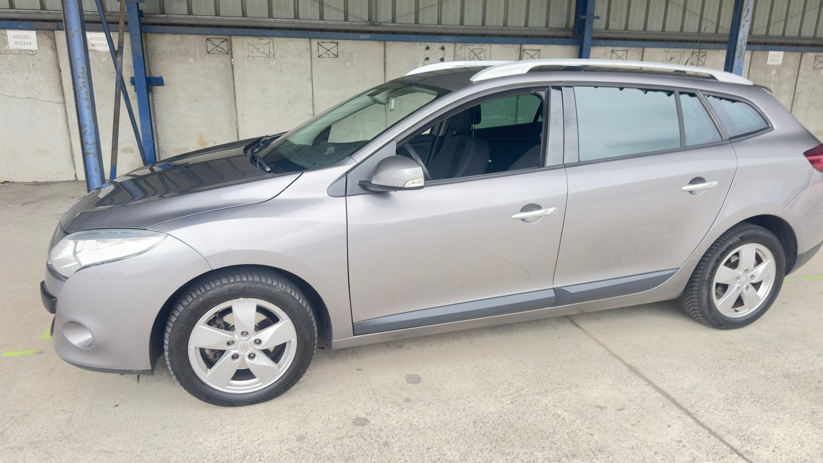 Renault Mégane break 2011* 1.5Diesl* 215.000 km* A/C* Navi, Achat, Entreprise, Boîte manuelle, Entretenue par le concessionnaire