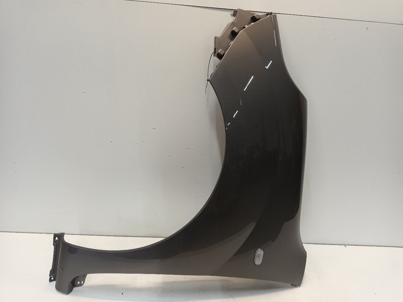Spatbord links voor Renault Kangoo, Onderdelen@venauto.nl, Van der Ven Autorecycling B.V., Gebruikt, Ettenseweg 76, 4706 PB Roosendaal, The Netherlands