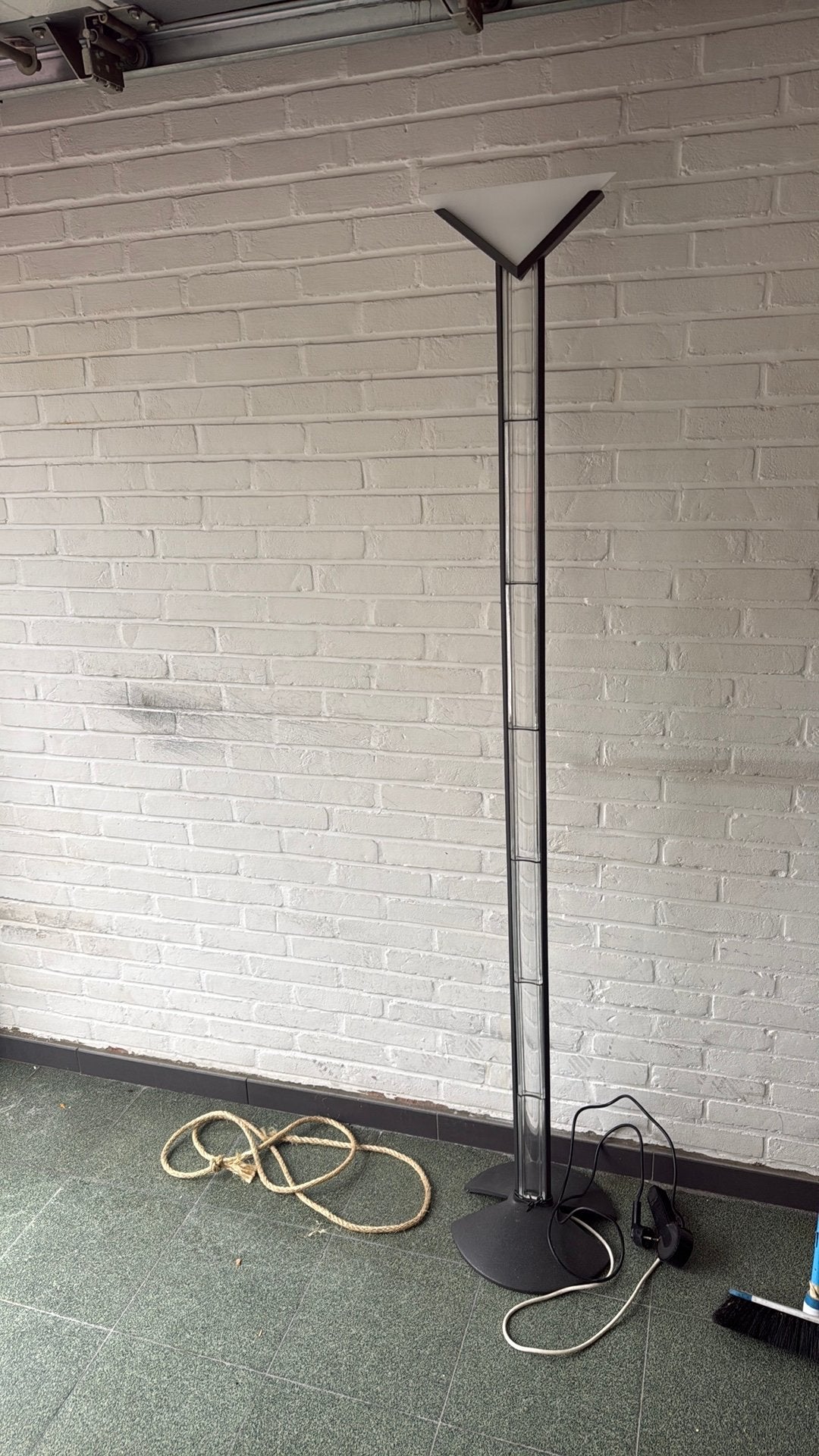 Staande design lamp, Ophalen, Gebruikt