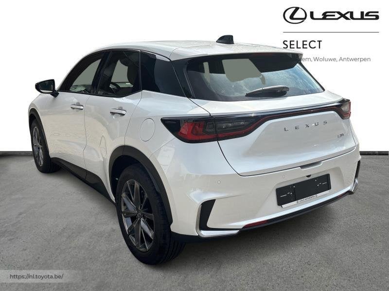 Lexus LBX Elegant + Executive Pack, Autos, Lexus, Achat, Electronic Stability Program (ESP), Euro 6, LBX