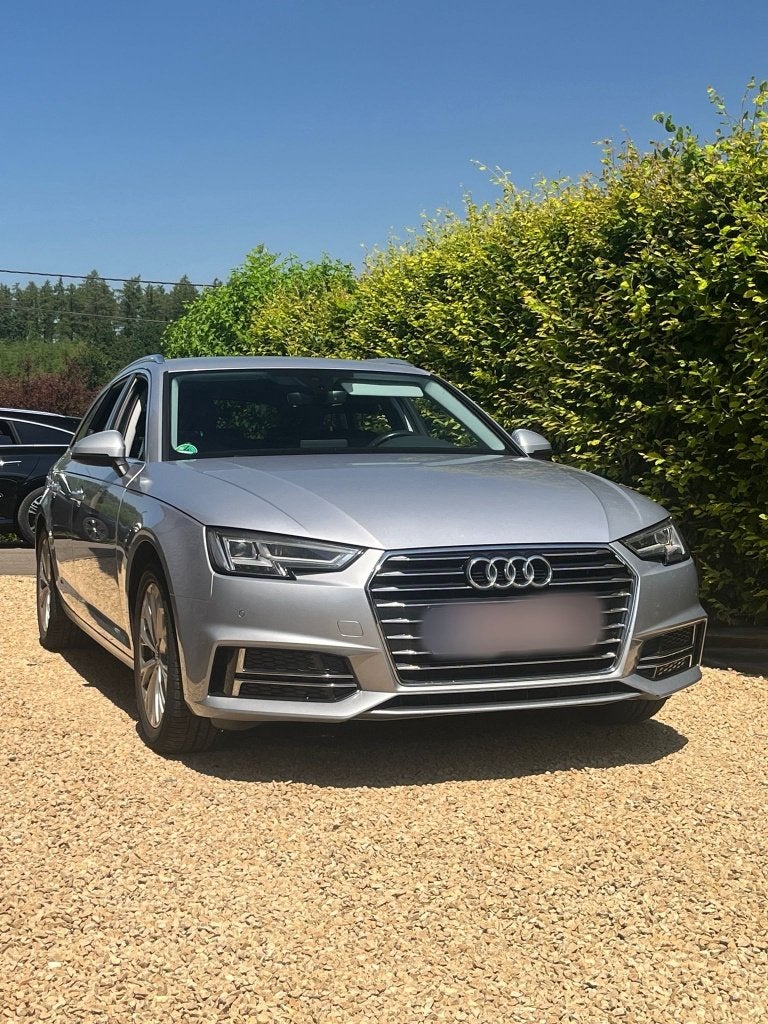 Audi A4 Avant 35 TDi Sport S tronic, Autos, Cuir, Argent ou Gris, Achat, 110 g/km