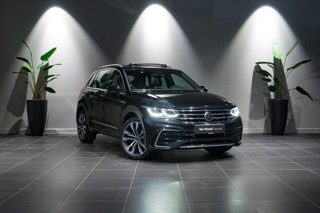 Volkswagen Tiguan 2.0 TSI 245 pk DSG R-Line 4MOTION | MEMORY, Automaat, Stof, Gebruikt, Zwart