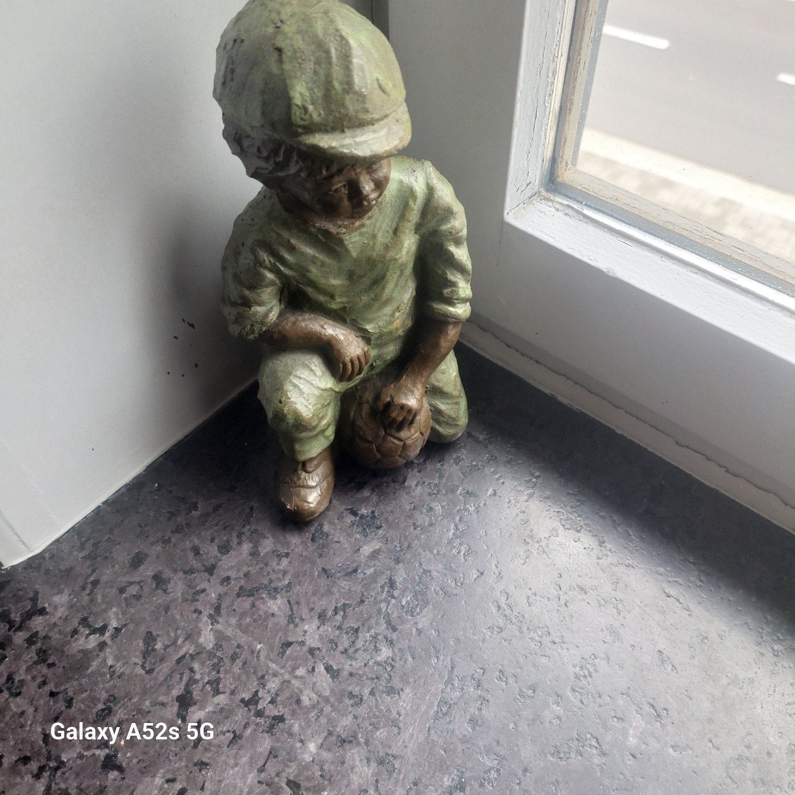 keramieke voetballer Geert Kunen, Antiek en Kunst, Ophalen