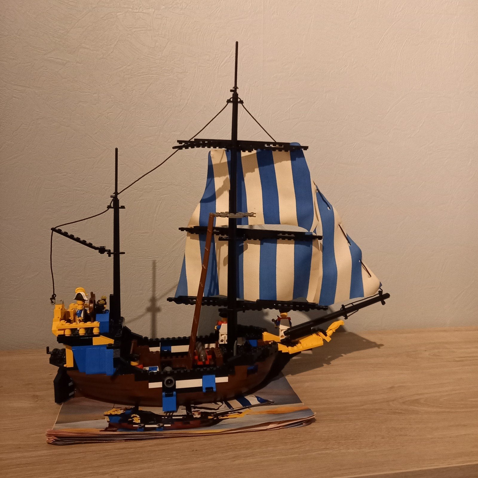 lego piraten schip, Hobby en Vrije tijd, Ophalen, Zo goed als nieuw