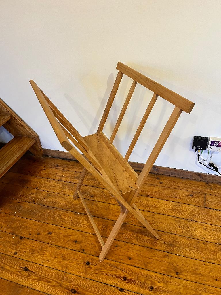 Présentoir pour dessins, Enlèvement