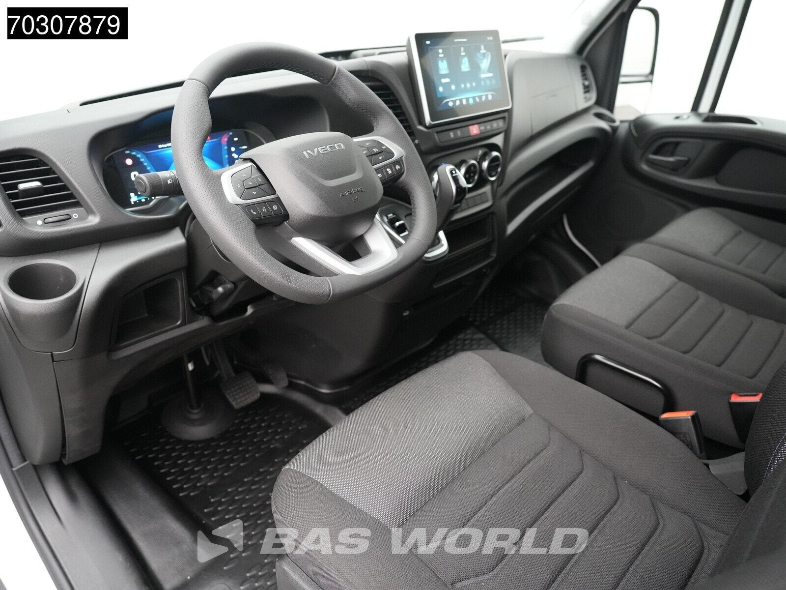 Iveco Daily 35C21 3.0L Automaat Dubbellucht L3H2 LED ACC Air, Auto's, Stof, Euro 6, 4 cilinders, Iveco
