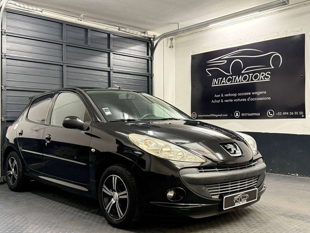 Peugeot 206 206 1.1i Trendy, Autos, Peugeot, 1124 cm³, Achat, 1367 kg, Entreprise
