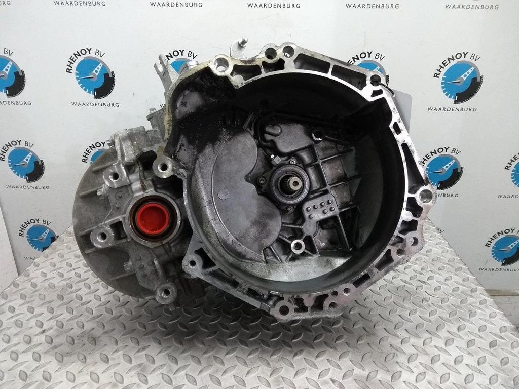 OPEL ASTRA TRANSMISSIE / VERSNELLINGSBAK 2015, Ophalen of Verzenden, Gebruikt, Stiba lid