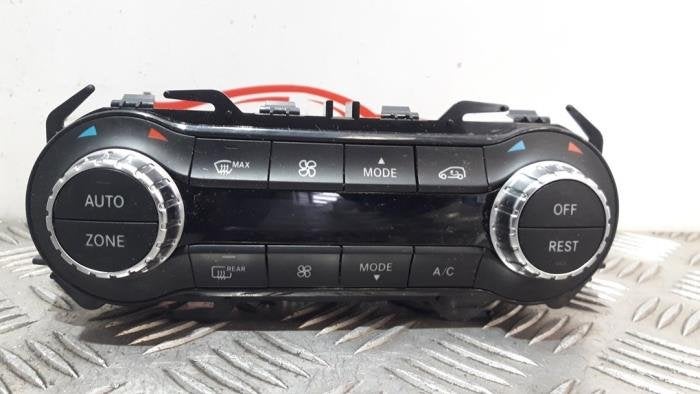 Panneau de commandes chauffage d'un Mercedes CLA, 3 mois de garantie, Utilisé, -, -
