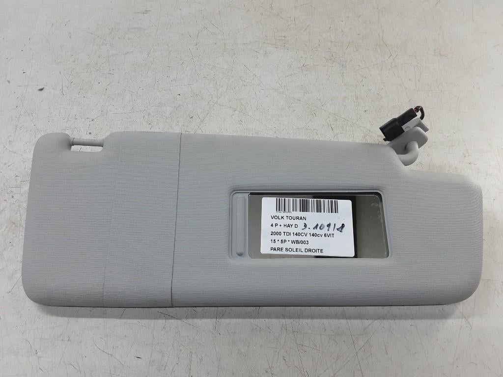 PARE-SOLEIL DROIT Volkswagen Touran (1T3) (01-2010/05-2015), Volkswagen, Mevr. I. Hauben, Utilisé, Rue de l'Espoir 34 34
4030  GRIVEGNÉE, BE