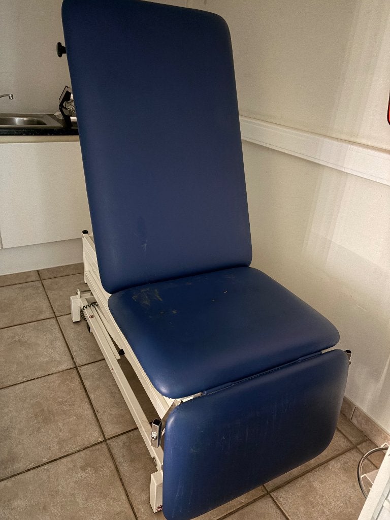 Medische Onderzoekstafels, Ophalen, Gebruikt