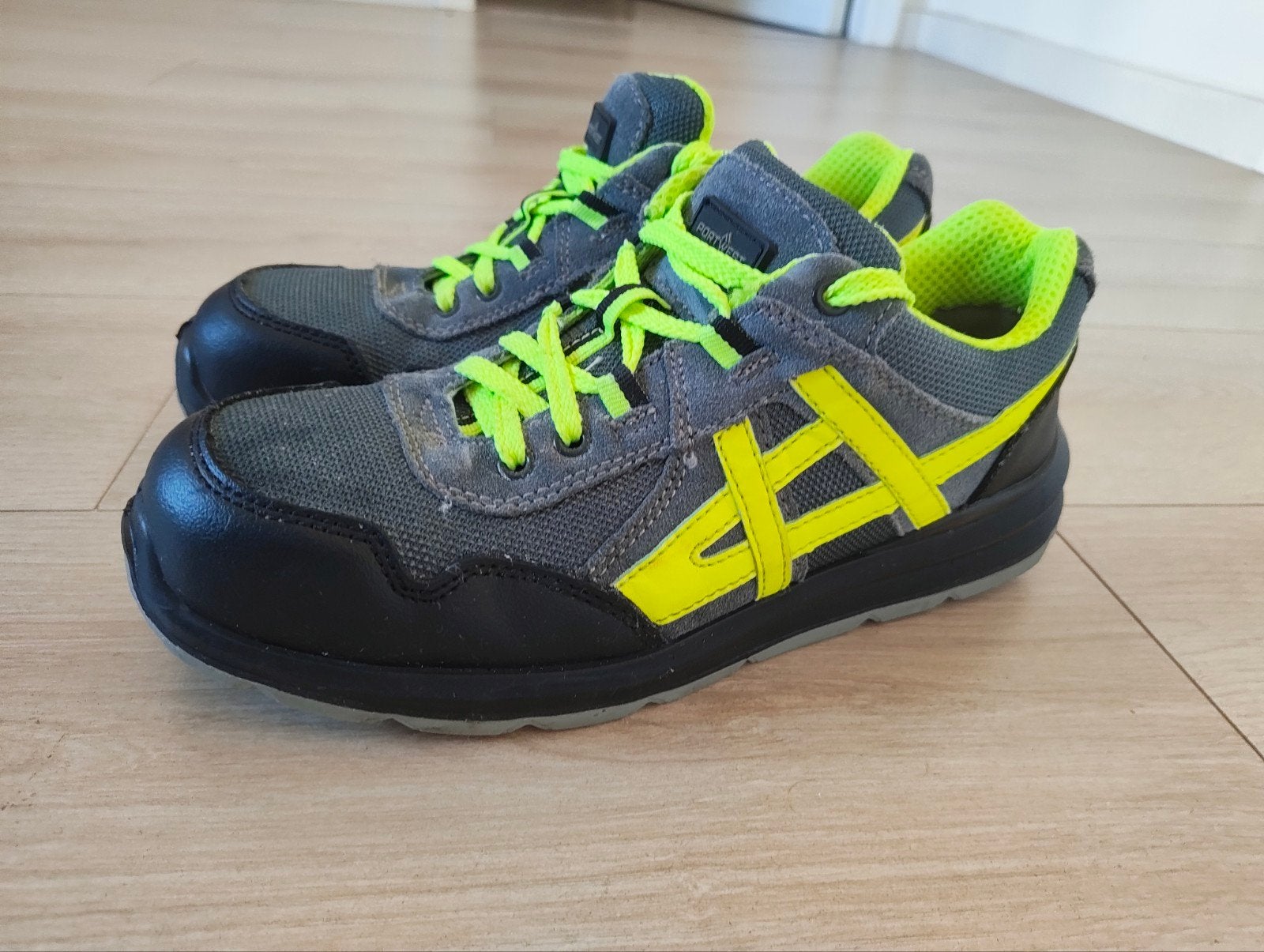 Werkschoenen Portwest Mersey maat 42, Ophalen, Werkschoenen
