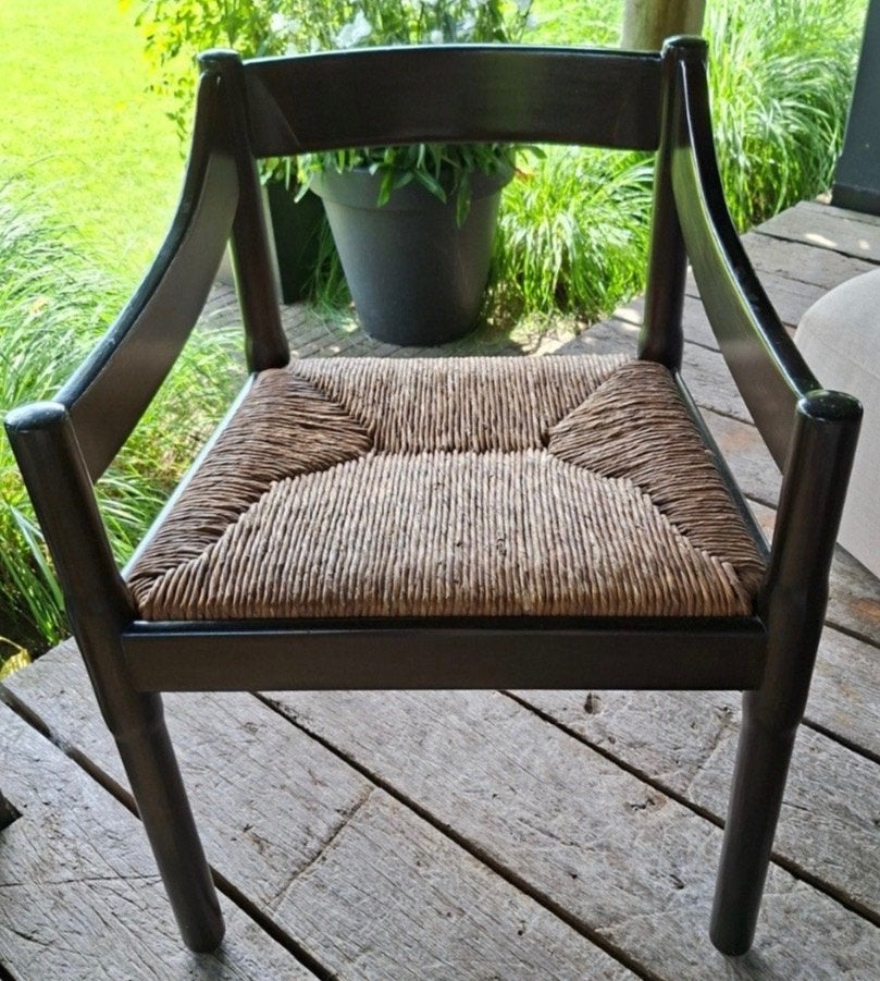 Vintage stoelen Vico Magistretti 4 stuks Carimate 829, Ophalen, Gebruikt, Zwart, Hout