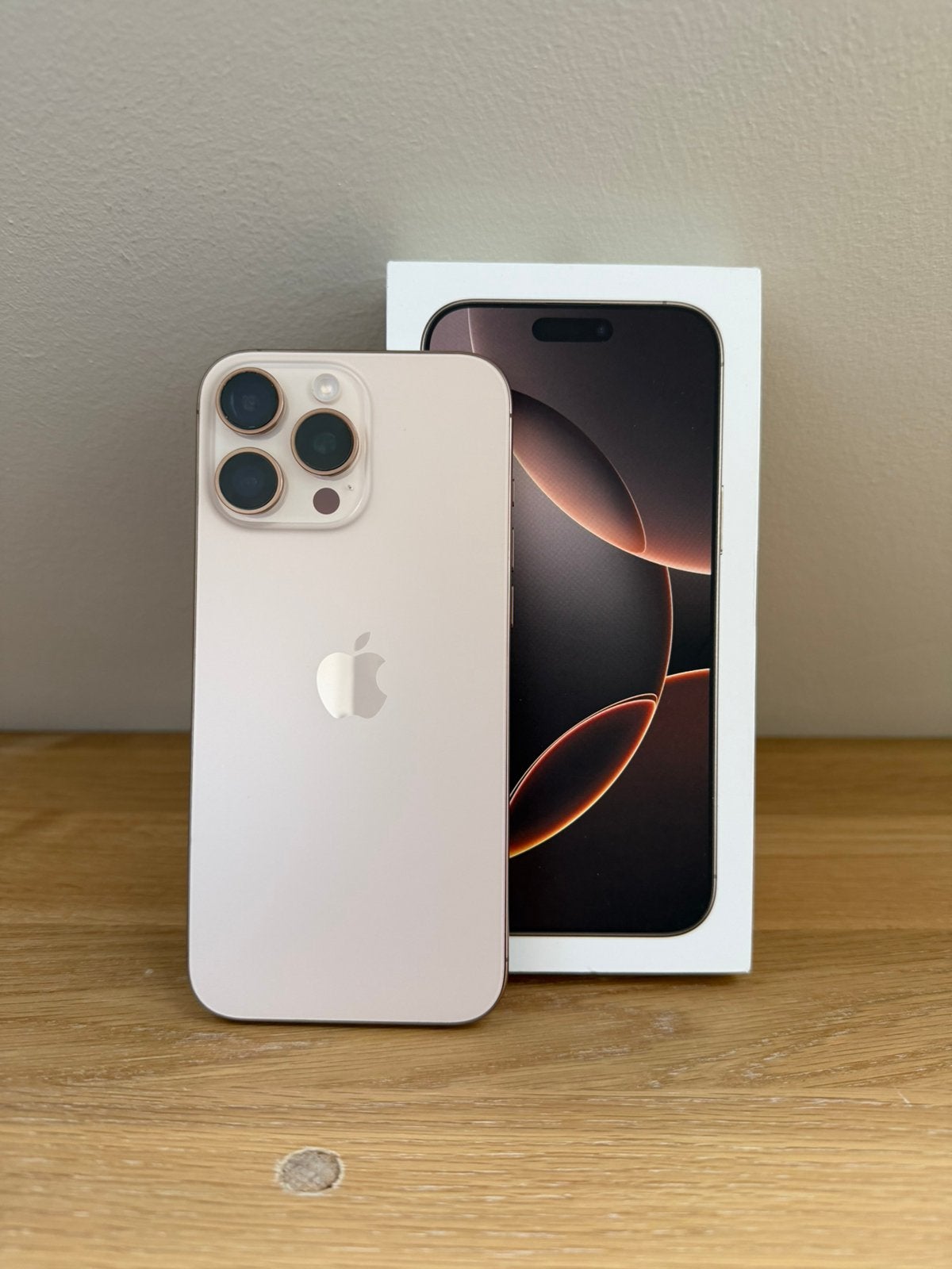 iPhone 16 Pro Max, Desert Titanium, 256GB, Télécoms, Téléphonie mobile | Apple iPhone, 256 GB, IPhone 16 Pro Max, Enlèvement, Utilisé