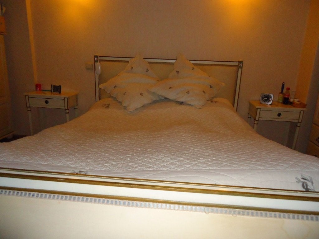 Oud Louis XVI-bed, Ophalen