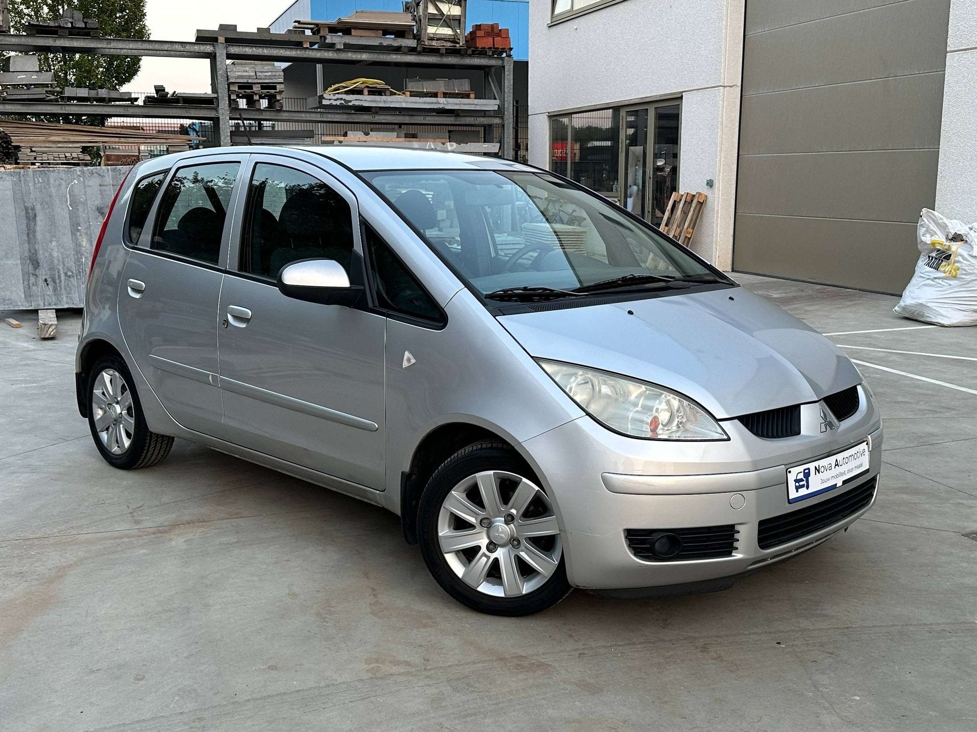 Mitsubishi Colt 1.3i, 5 Deurs, Airco, KVV & 12 M Garantie, Auto's, Gebruikt, Zwart, 4 cilinders, 95 pk