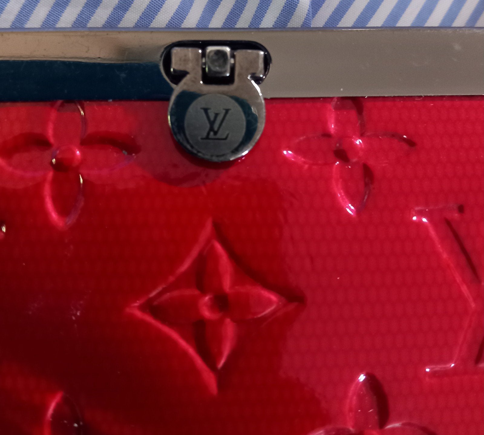 portemonnee -> verzending inbegrepen 10€, Handtassen en Accessoires, Ophalen of Verzenden, Zo goed als nieuw, Rood, Met knipsluiting