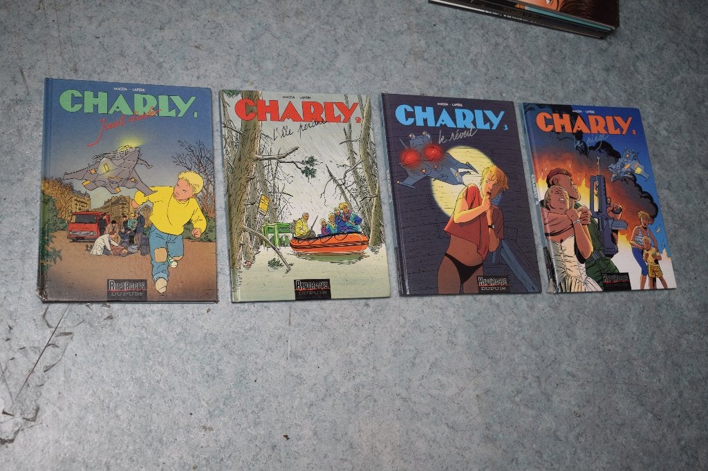 collection 4 BD charly bande dessinées, Livres, Enlèvement ou Envoi, Comme neuf