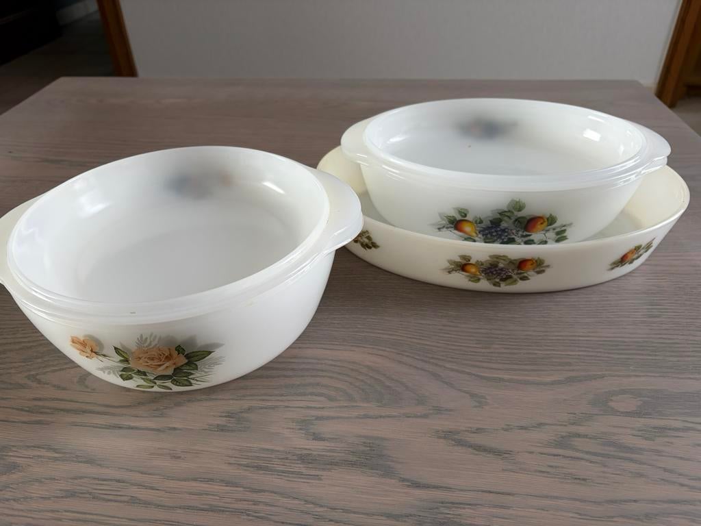Pyrex ovenschalen 3stuks, Ophalen, Zo goed als nieuw