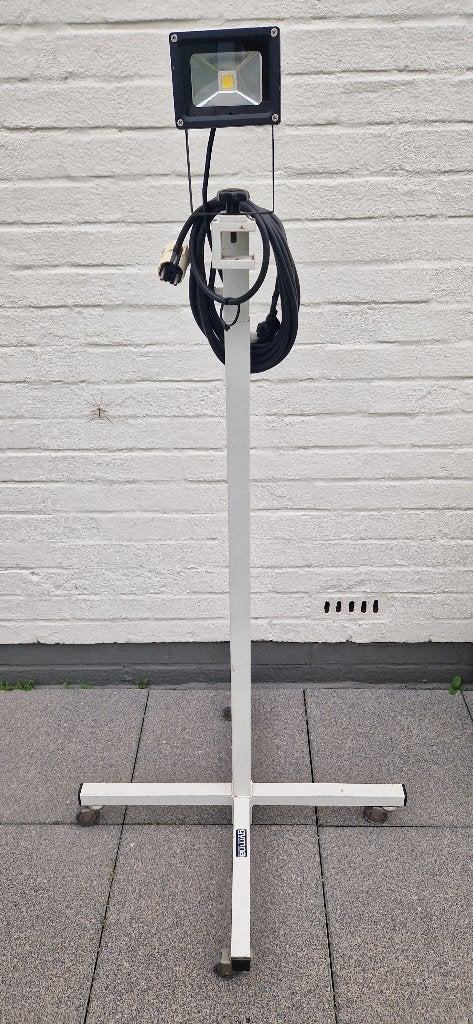 Ledlamp op statief, Ophalen, Gebruikt