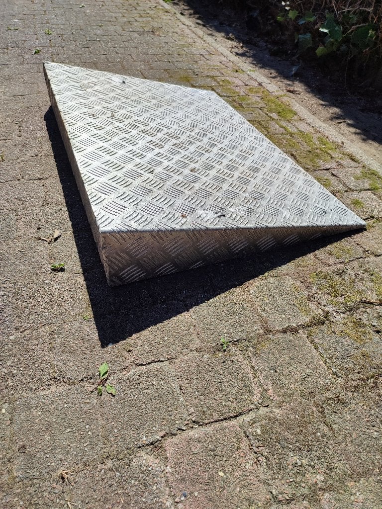 Oprij plaat, Ophalen, Zo goed als nieuw