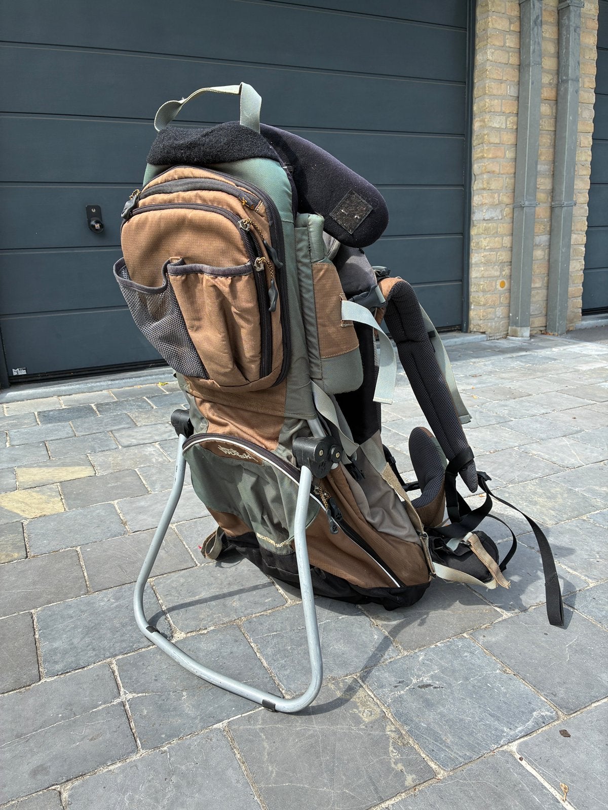 Kinderdrager Jack Wolfskin, Enlèvement, Utilisé