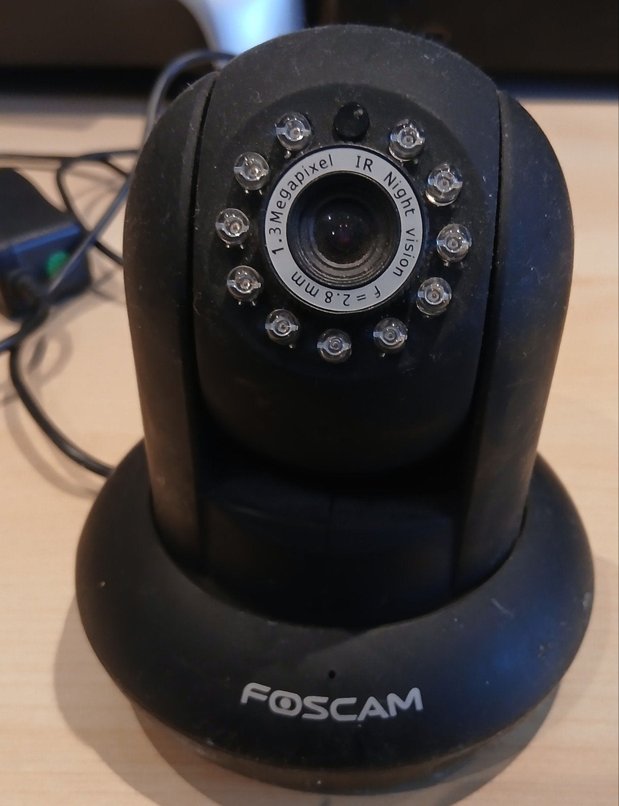 Ip camera Foscam - beweegbaar, TV, Hi-fi & Vidéo, Caméras de surveillance, Enlèvement, Comme neuf, Caméra d'intérieur