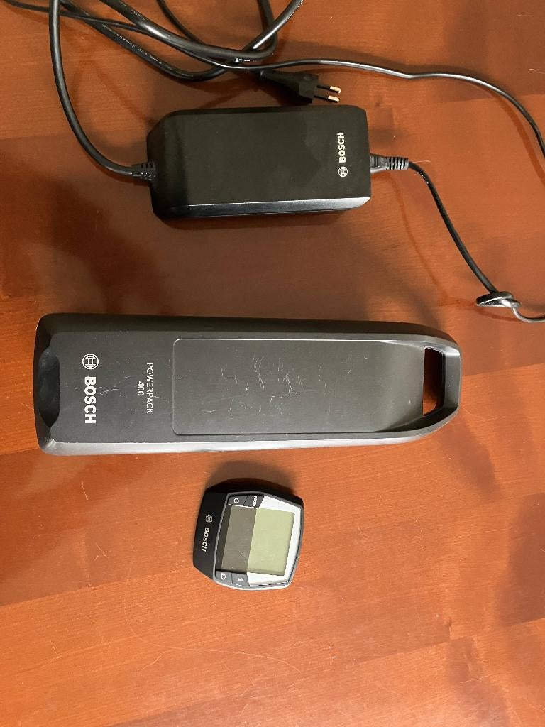 Bosch PowerPack 400 charger and display, Vélos & Vélomoteurs, Accessoires vélo | Batteries de vélo, Utilisé, Enlèvement