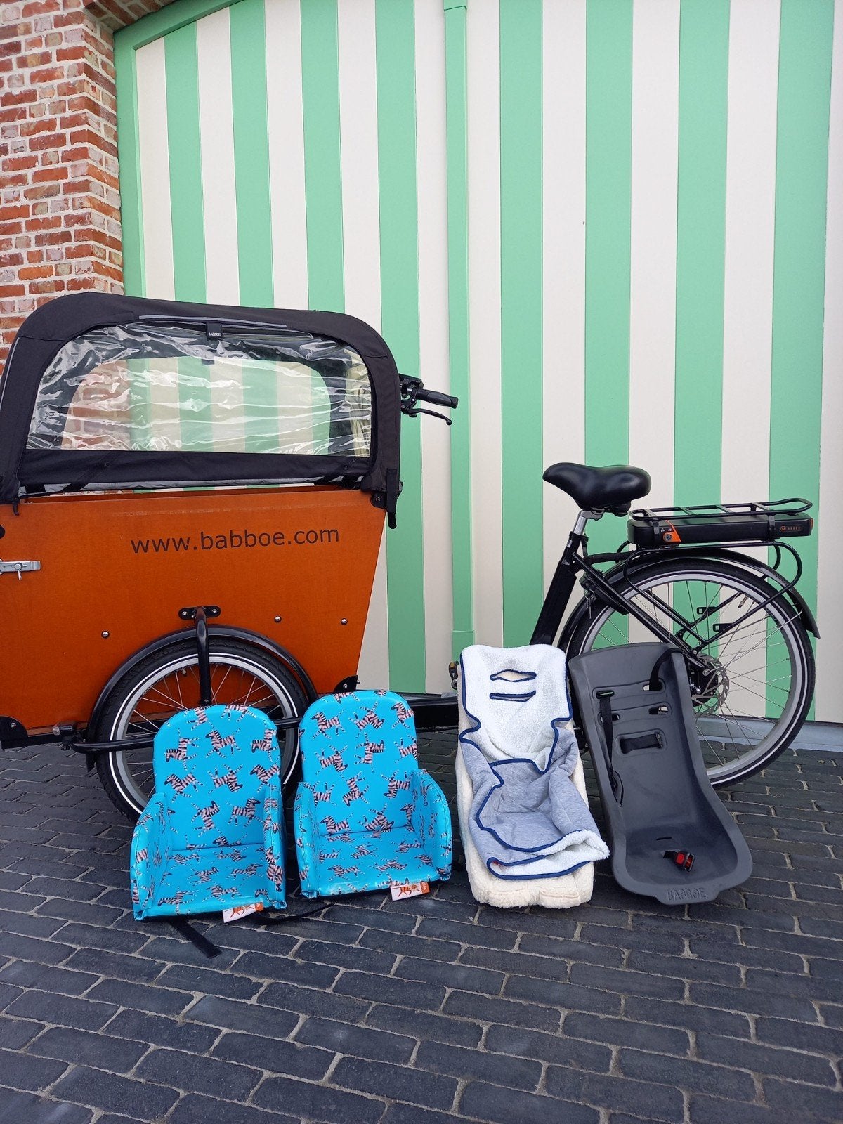 Babboe E Dog, 4 kinderen of meer, Elektrisch, Zo goed als nieuw, Ophalen