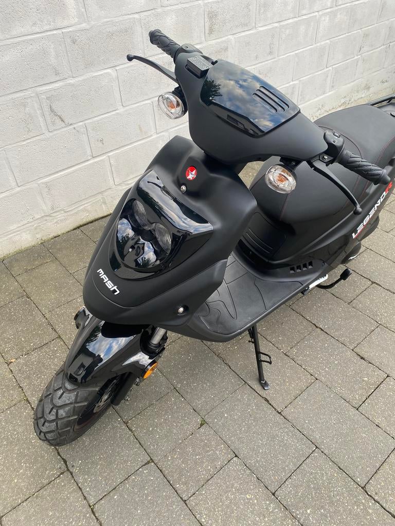 Mbk booster mash legend R 50cc B klasse, Ophalen, Zo goed als nieuw