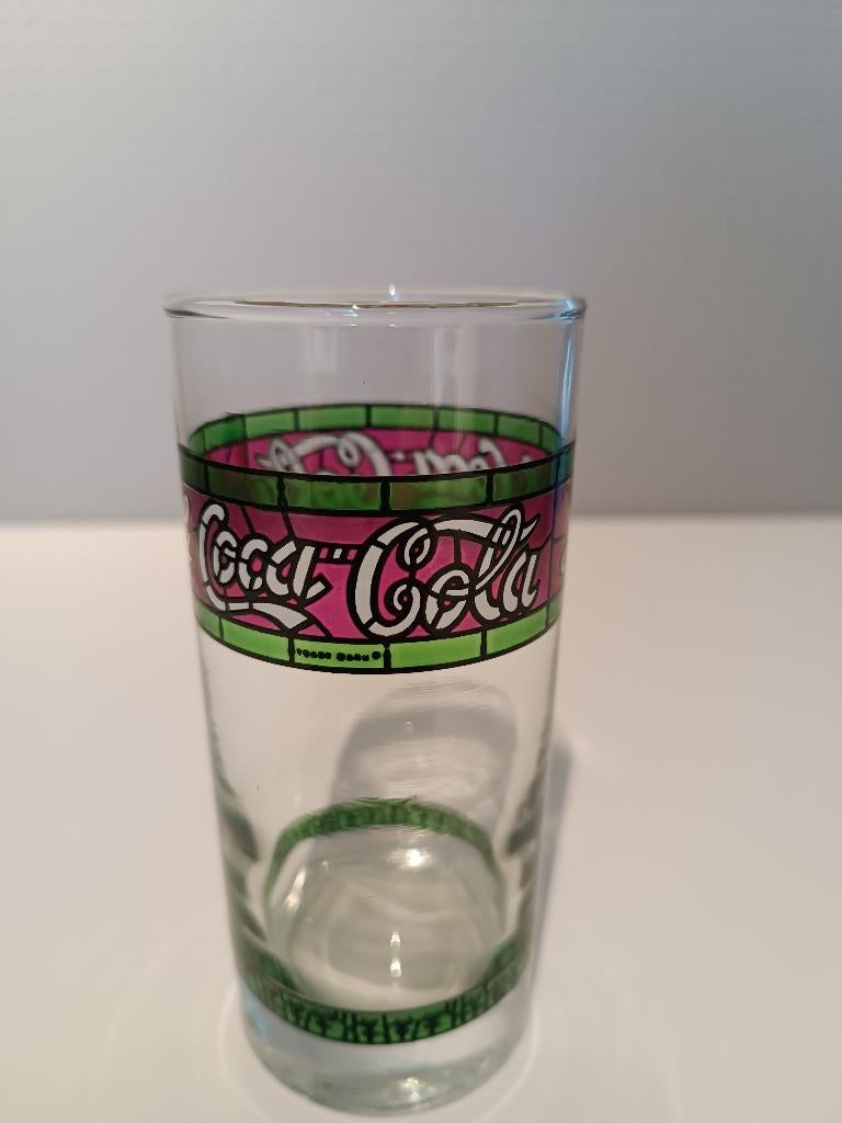 18 verschillende Cola glazen zonder schade., Verzamelen, Ophalen, Nieuw, Frisdrankglas