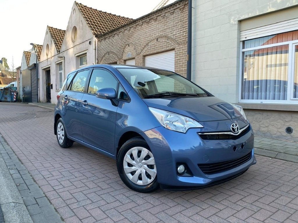 Toyota Verso-S 1.3 VVT-i Benzine/2014 /52000 KM/Garantie, Auto's, 4 cilinders, Blauw, 1329 cc, https://public.car-pass.be/vhr/c76f2a9a-507e-43b2-a96e-f4881c4ed767