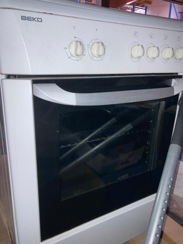 Fornuis beko, Elektronische apparatuur, Fornuizen, Ophalen, Gebruikt