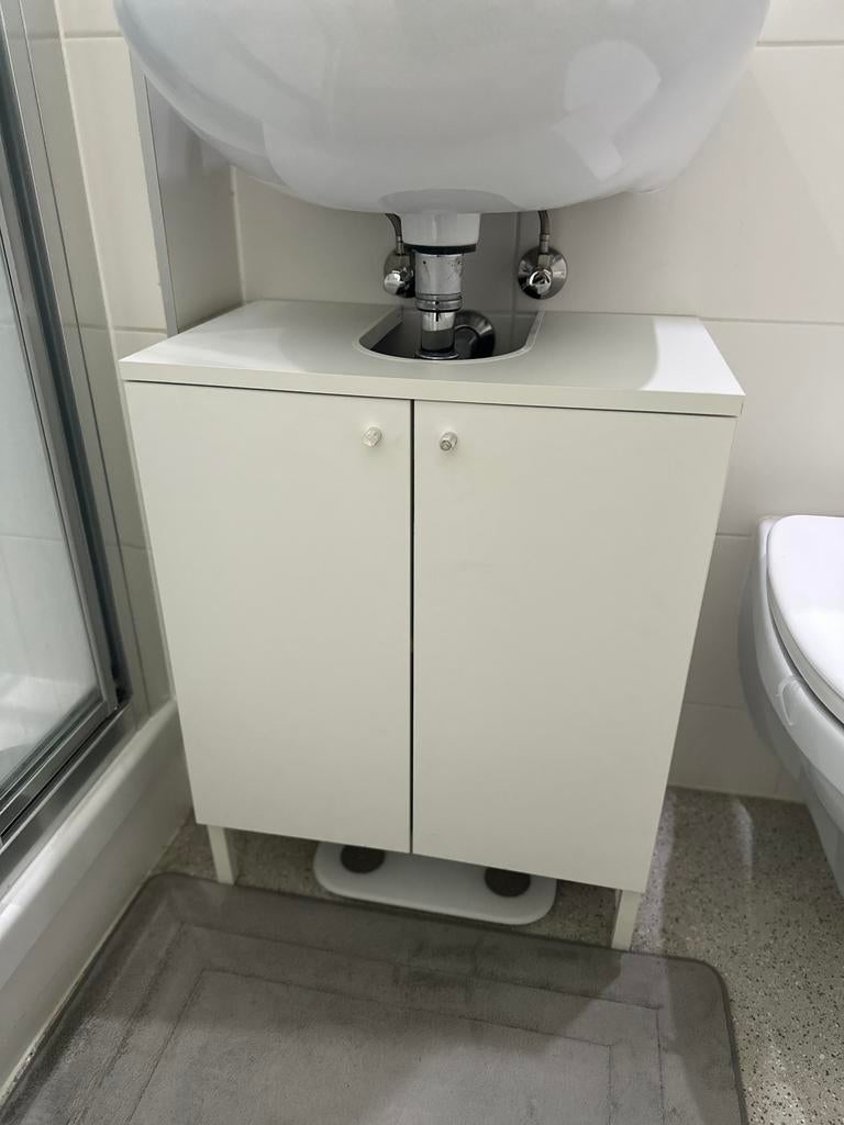 Ikea wastafelkast / badkamerkast, Ophalen, Zo goed als nieuw, Wastafelkast