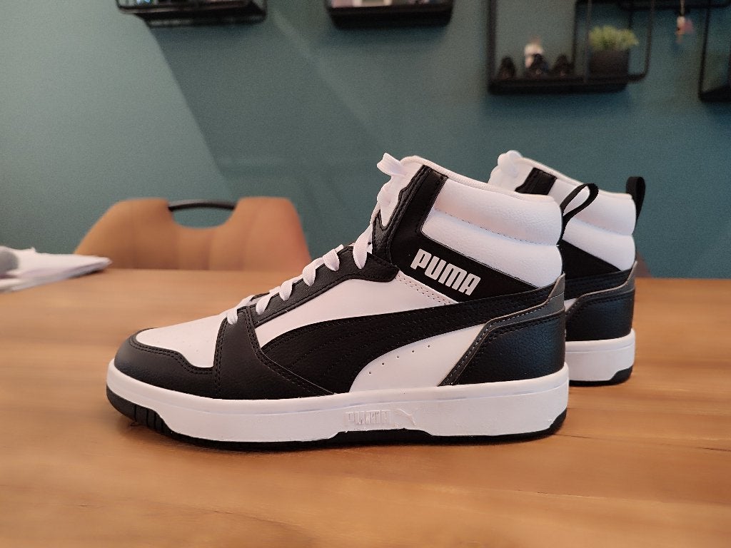 Puma Rebound V6 Mid sneakers - Maat 39, Puma, Enlèvement ou Envoi, Comme neuf, Baskets