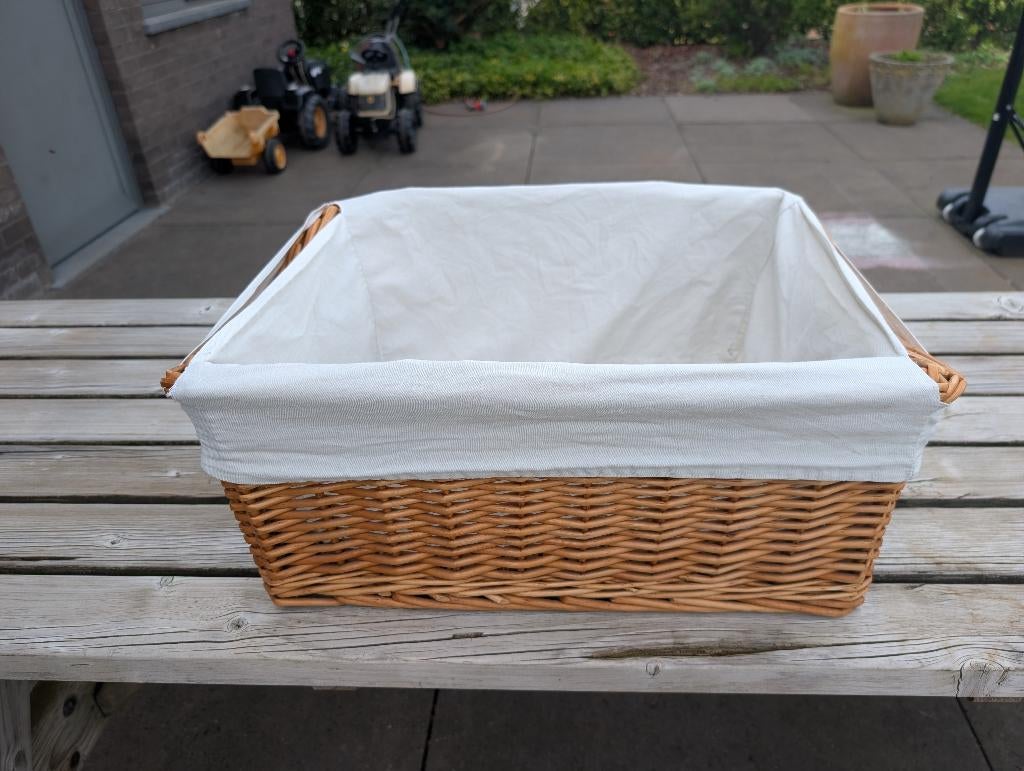 Rieten wasmand, Huis en Inrichting, Ophalen, Hout, Bruin, Gebruikt