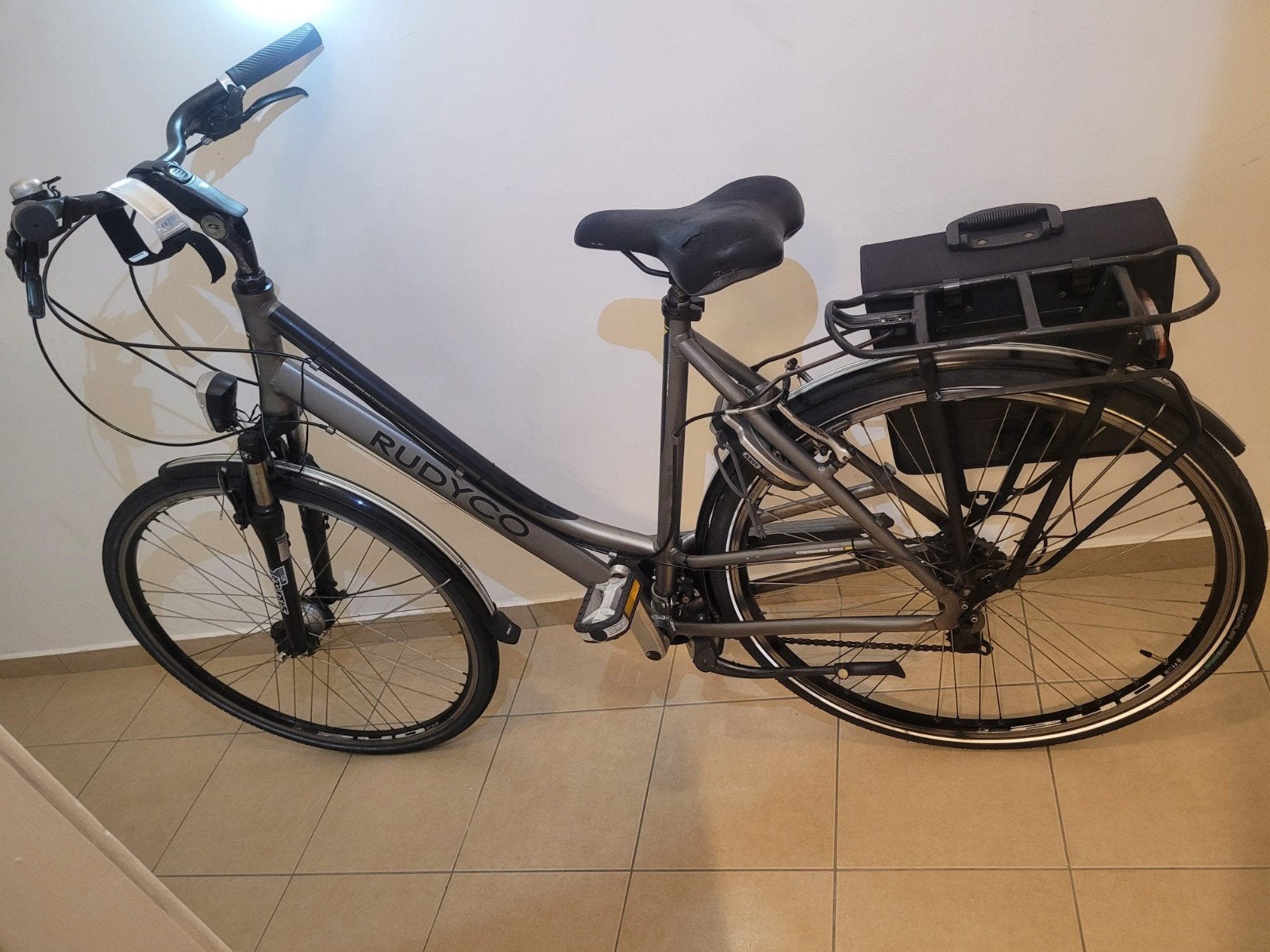 fiets "28", Fietsen en Brommers, Ophalen