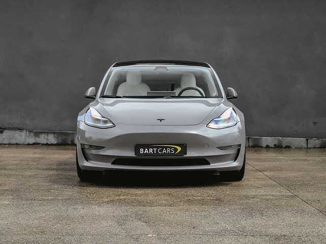 Tesla Model 3 AWD 78kw  Performance, Auto's, Automaat, Parkeersensor, 374 kW, Zilver of Grijs