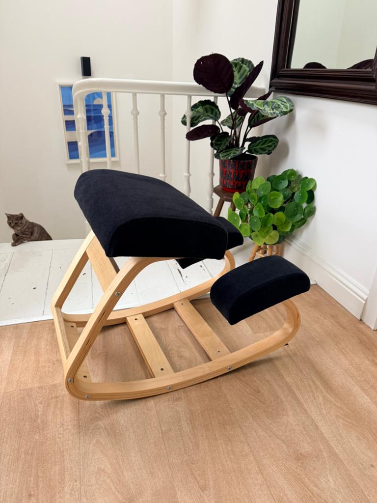 Ergonomische kniestoel / balansstoel, Ophalen, Zo goed als nieuw