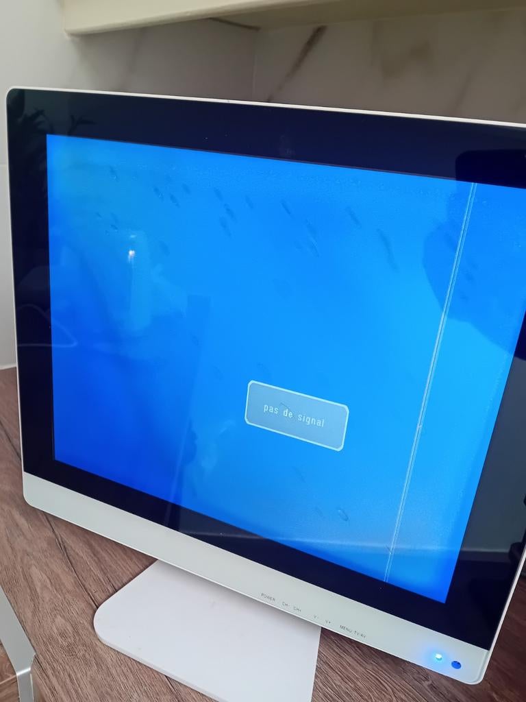 Softech tv/pc  scherm VOOR HERSTELLING, Ophalen