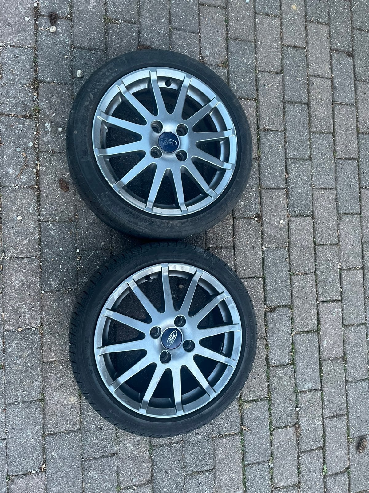 Ford fiasta velgen + band, Auto-onderdelen, Banden en Velgen, Gebruikt, 16 inch, Ophalen of Verzenden, All Season