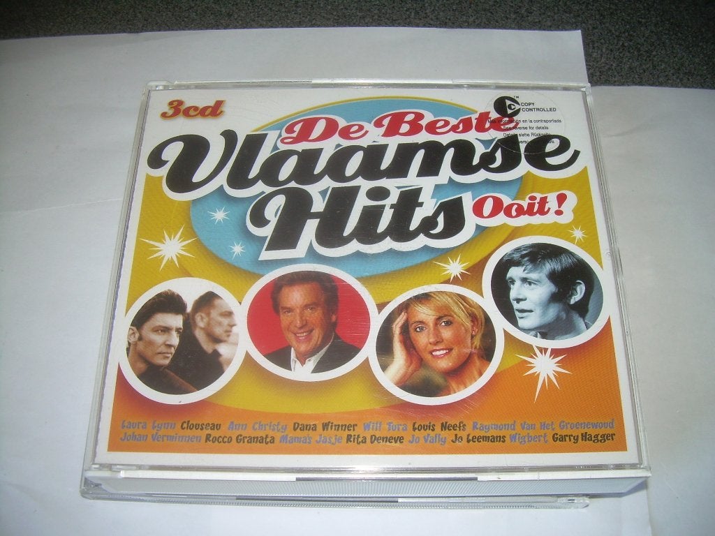3 CD BOX - DE BESTE VLAAMSE HITS OOIT, Enlèvement ou Envoi, Comme neuf, En néerlandais