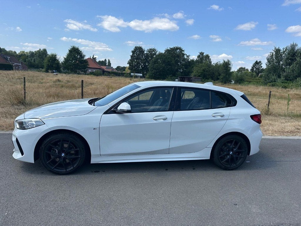 BMW 118i - M Sportpakket, Auto's, BMW, 1 Reeks, Wit, Leder, 5 deurs